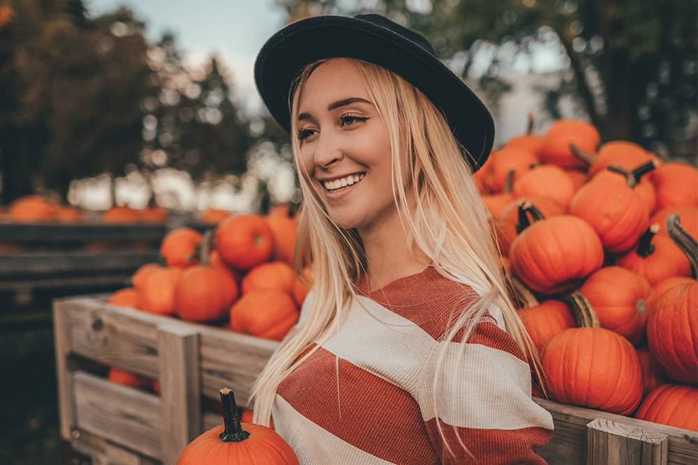 20+ Best Pumpkin Patch Outfit Ideas To Wear This Fall | Panaprium