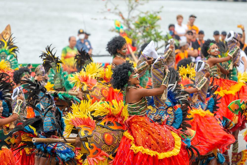 11+ Amazing Outfits That Samba Dancers Wear | Panaprium