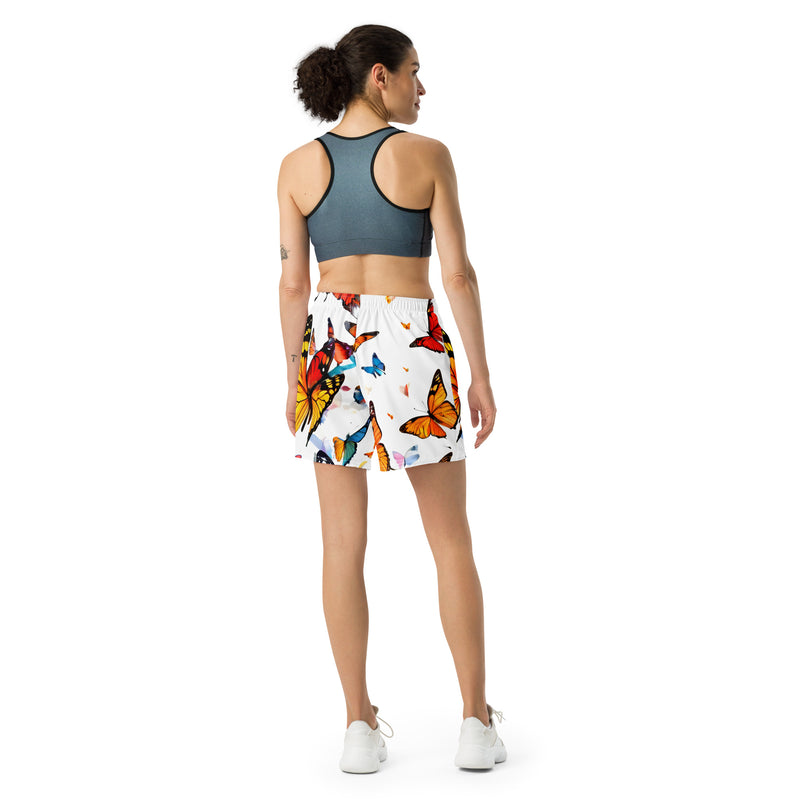 Lange Sportshorts aus recyceltem Material mit Schmetterlings-Print