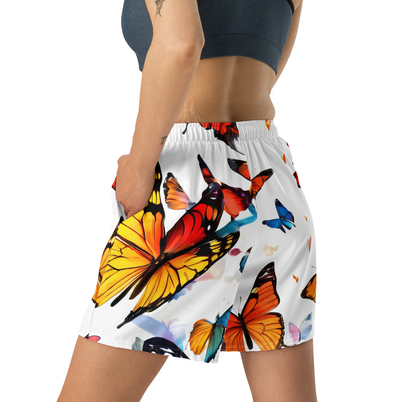 Lange Sportshorts aus recyceltem Material mit Schmetterlings-Print