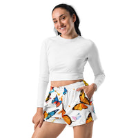 Sportshorts aus recyceltem Material mit Schmetterlings-Print